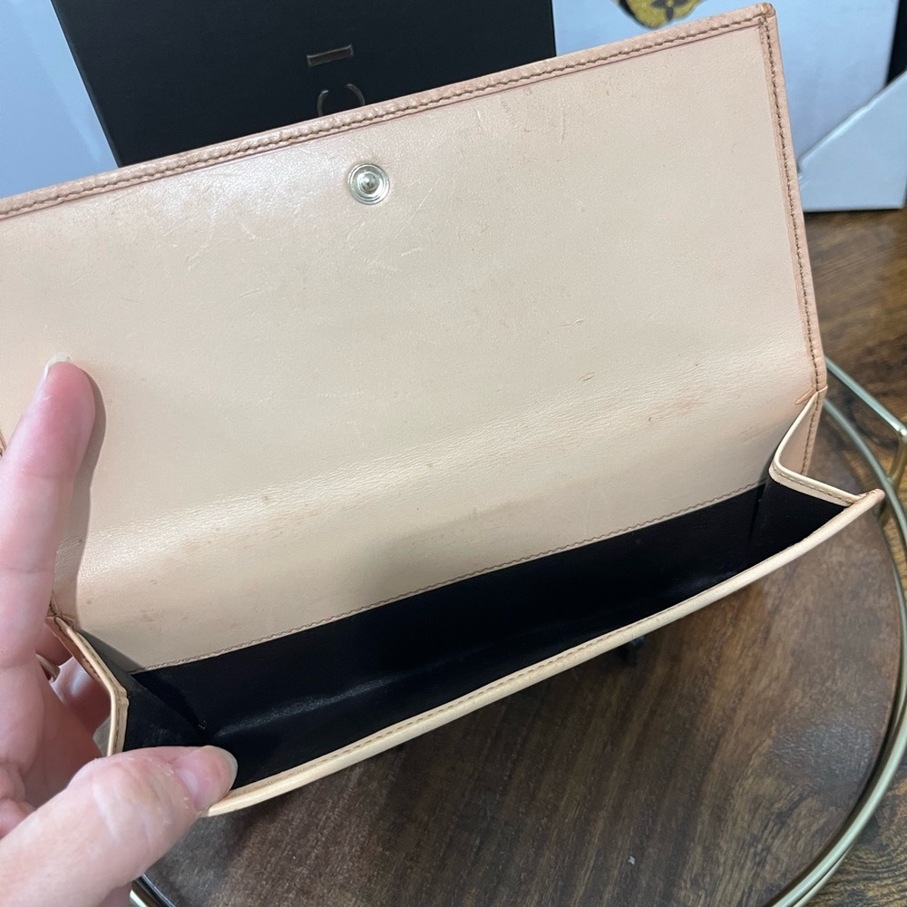 Gucci Floral Beige and Tan Wallet - Picture 9 of 9